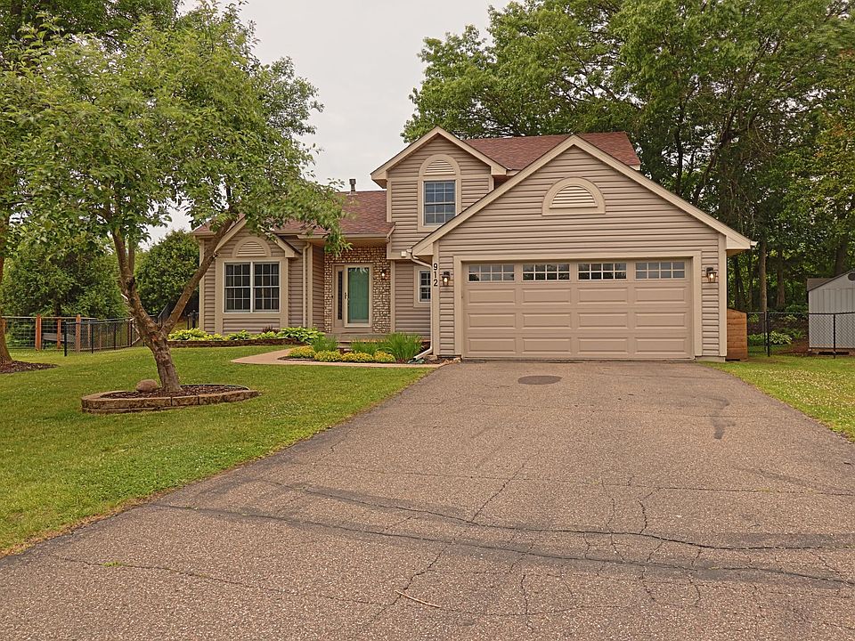 1st image of 912 Moonlight Dr