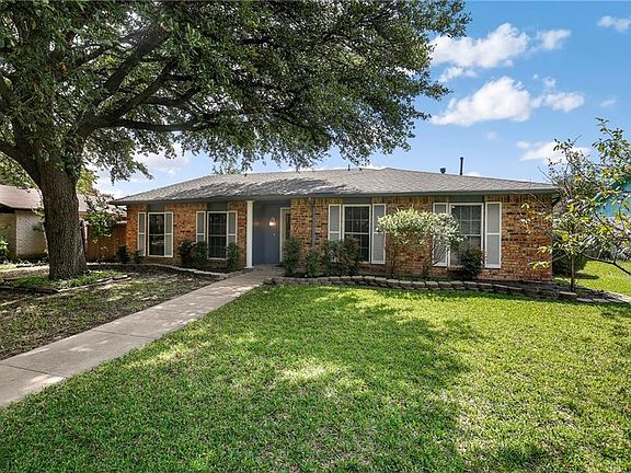 3rd image of 1104 Windy Meadow Dr