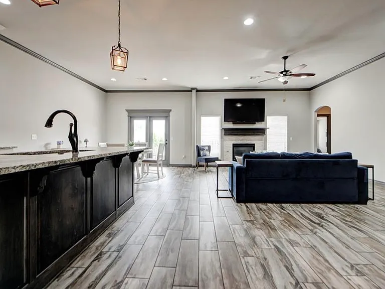 3232 Wakefield Rd — Photo 2