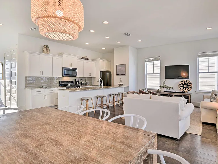 362 Gulfview Cir — Photo 8