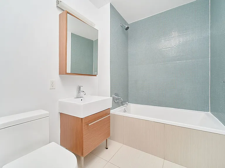 1209 Dekalb Ave #427 — Photo 12