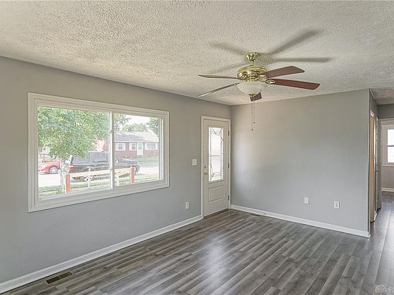 5th image of 235 Fitchland Dr