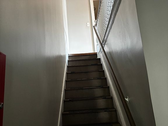 3rd image of 13 Clinton St #2