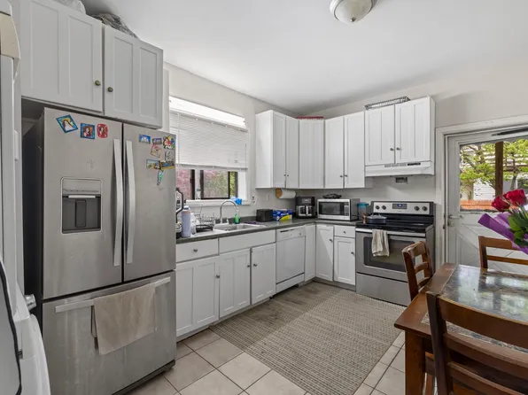 108 Cass St, West Roxbury, MA 02132