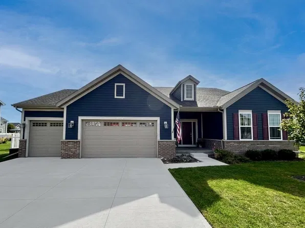 W242N5658 Peppertree DRIVE W W, Sussex, WI 53089