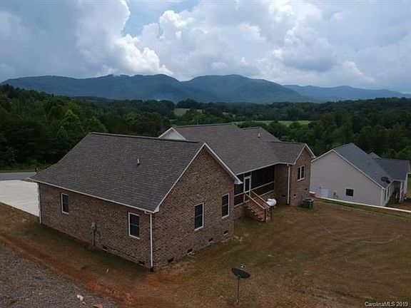 2nd image of 4251 Boulder Dr