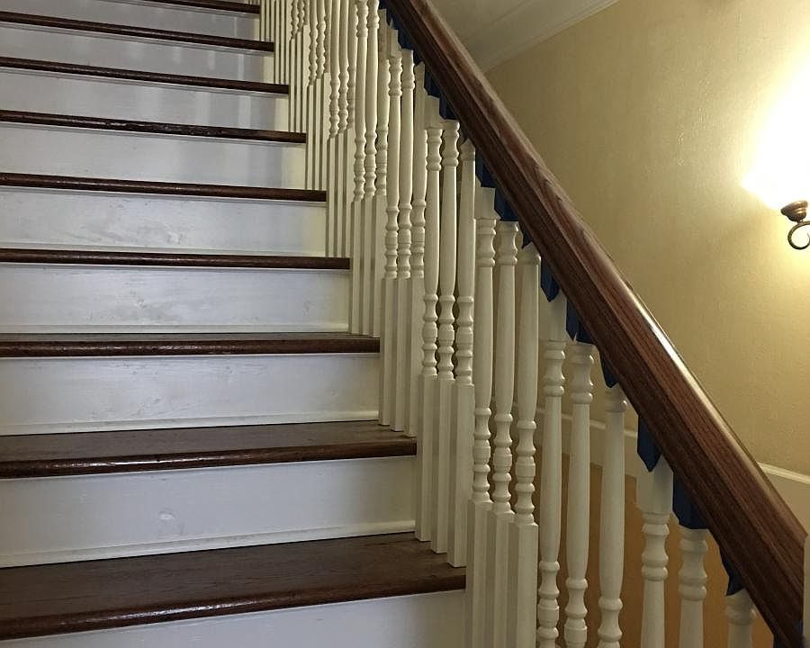 Stairs in main lobby entrance
