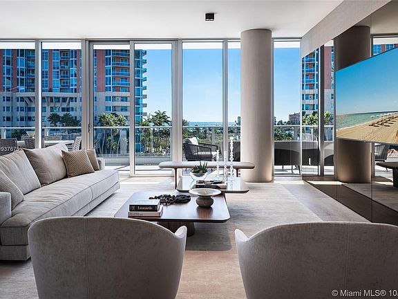 3rd image of 801 S Pointe Dr APT 4