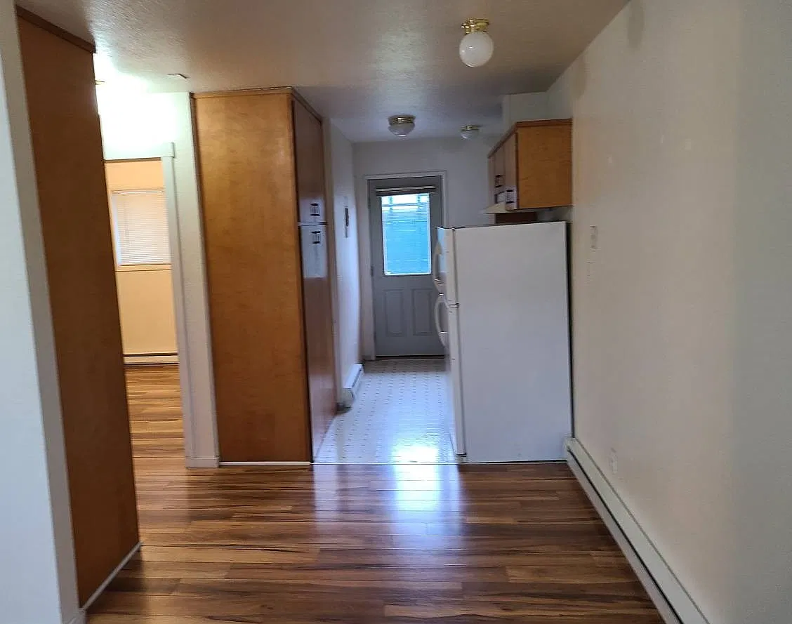 1 bed, $900 — Photo 2