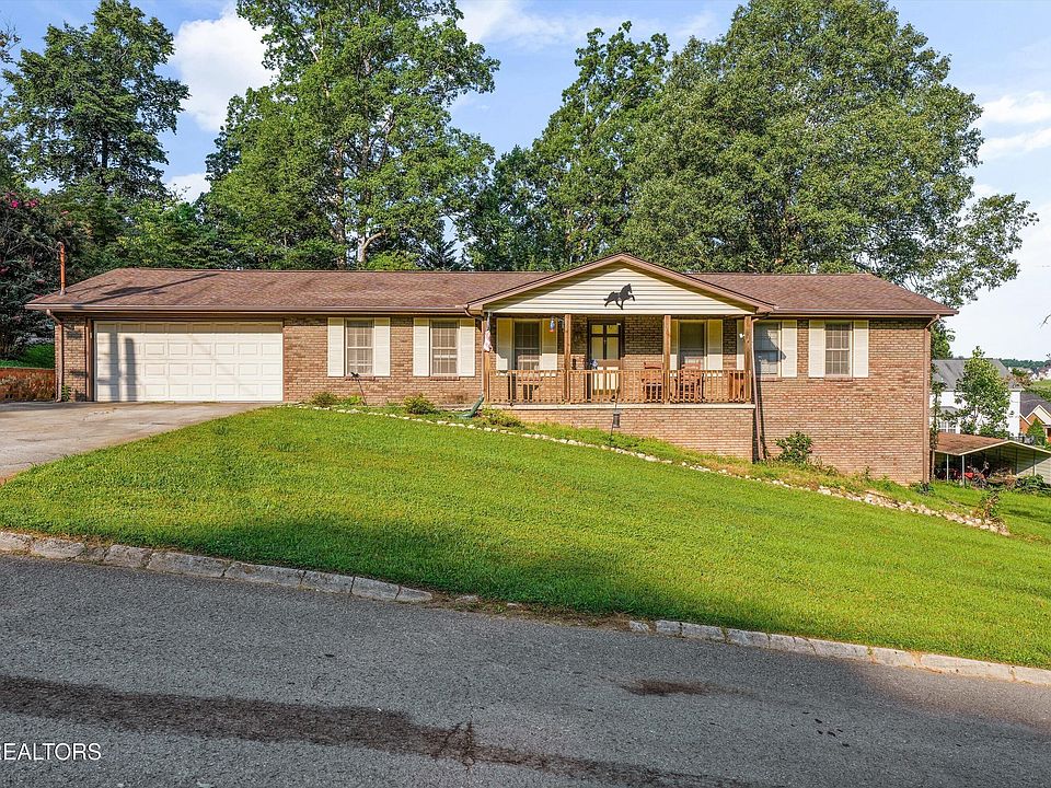 1st image of 7853 Cedarcrest Rd