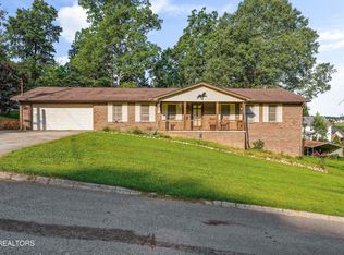7853 Cedarcrest Rd, Knoxville, TN 37938