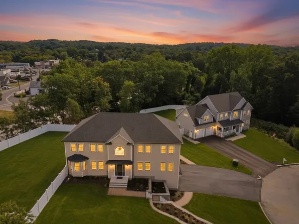 2 Berthold St, Saugus, MA 01906