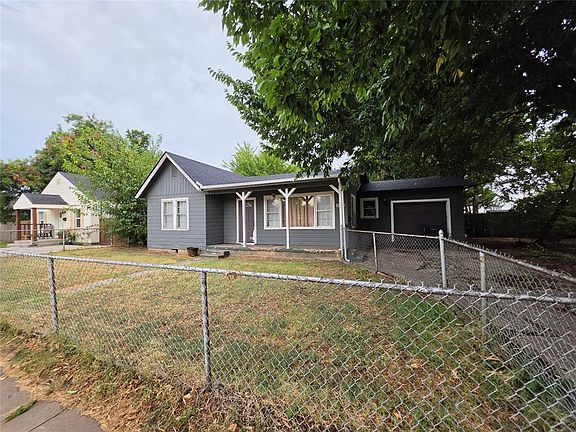 2nd image of 6908 NW 42nd St