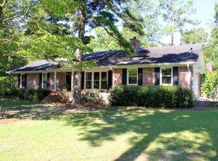 385 Summerhill Rd, Thomasville, GA 31757