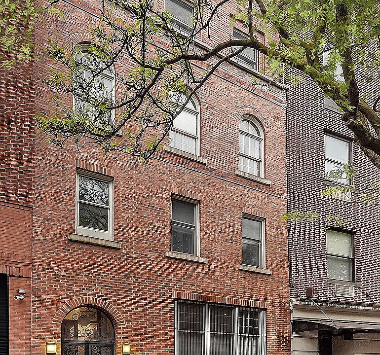 1st image of 83 E 2nd St
