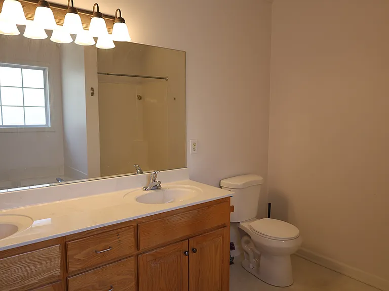 7109 Still Spring Hollow Dr — Photo 9