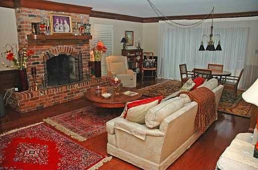 3rd image of 4910 New Providence Ave