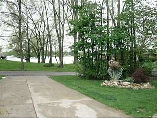 2nd image of 548 Riviera Shores Dr