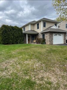 100 5th Ave, Garden City Park, NY, 11040