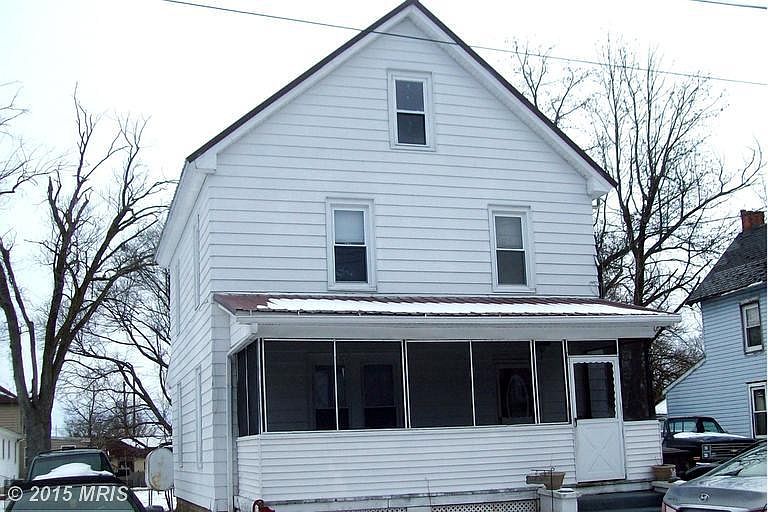 Exterior (Front)