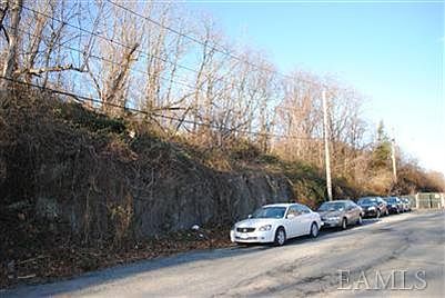 1st image of 11 Murray Ave