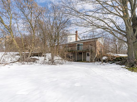 5th image of 10798 Pleasant Lake Rd