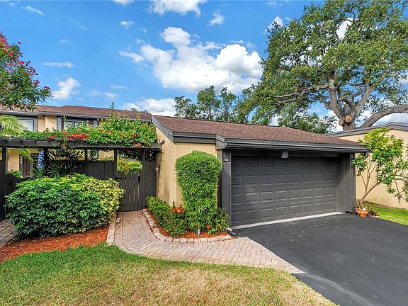 3rd image of 13300 INDIAN ROCKS ROAD #103