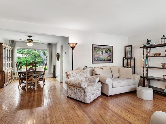 5th image of 1448 E Joan Dr