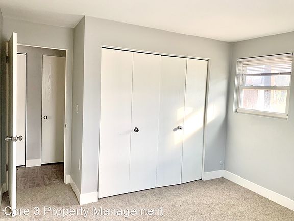 4th image of 4026 N Illinois Ave Unit 4