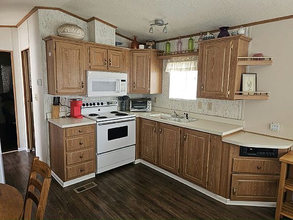 3rd image of 3020 E Main St #H-039