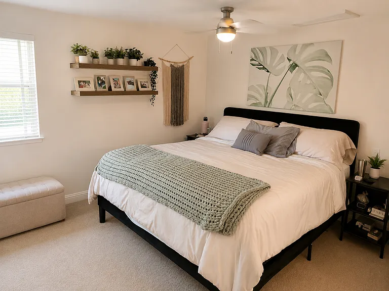 1439 Marchbanks Dr #4 — Photo 3