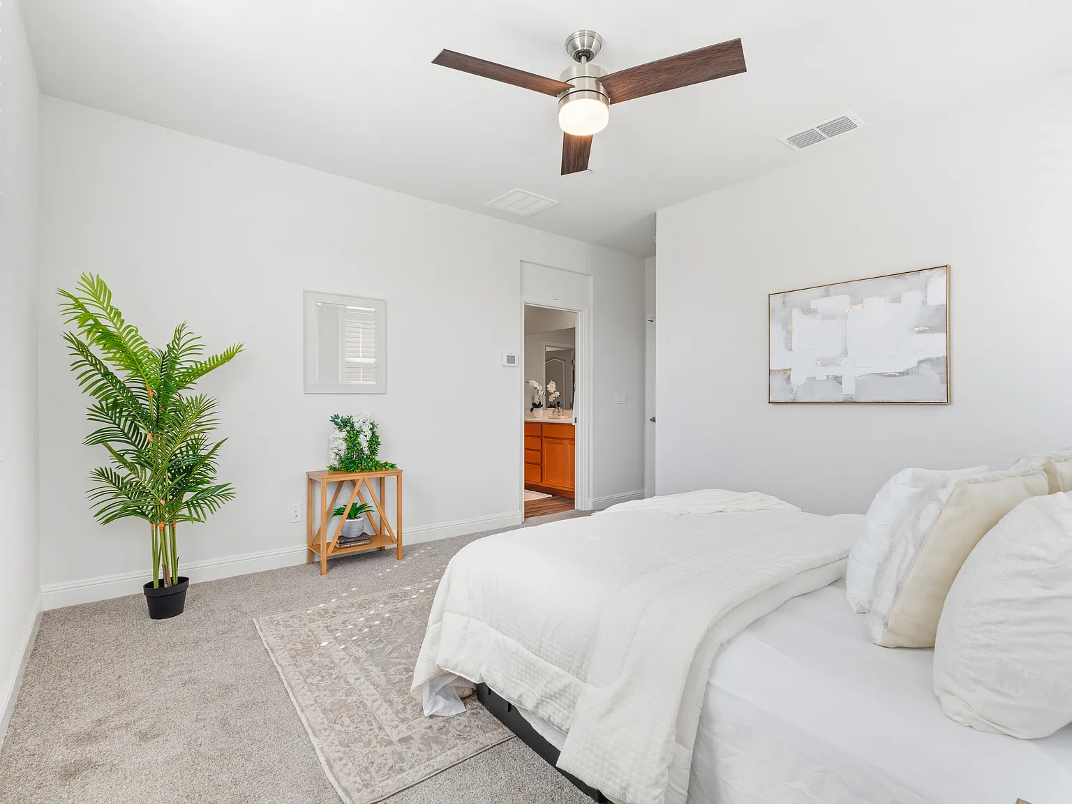 3 bed, 2.5 bath, 1542 sqft, $3,000 — Photo 3