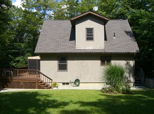 28 Otter Pond Trl, Tolland, MA 01034
