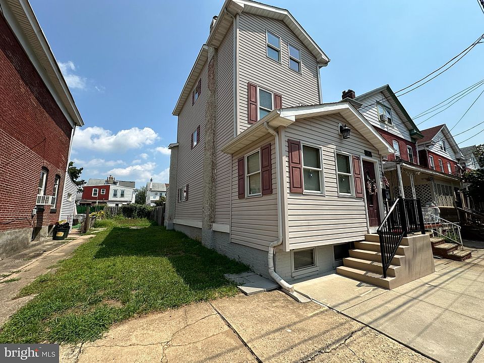 2nd image of 34 Dresden Ave