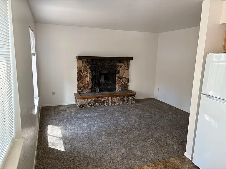 3572 Shirley Ave — Photo 7