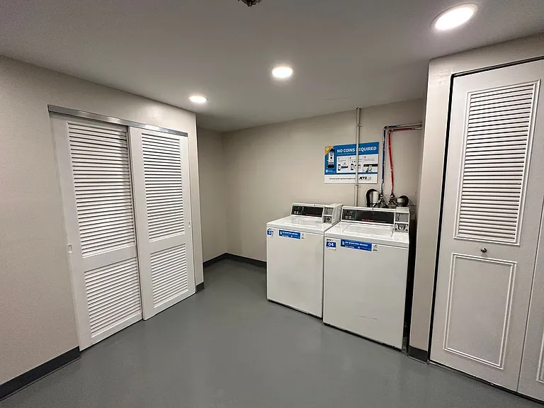 2600 Le Blanc Ct — Photo 40