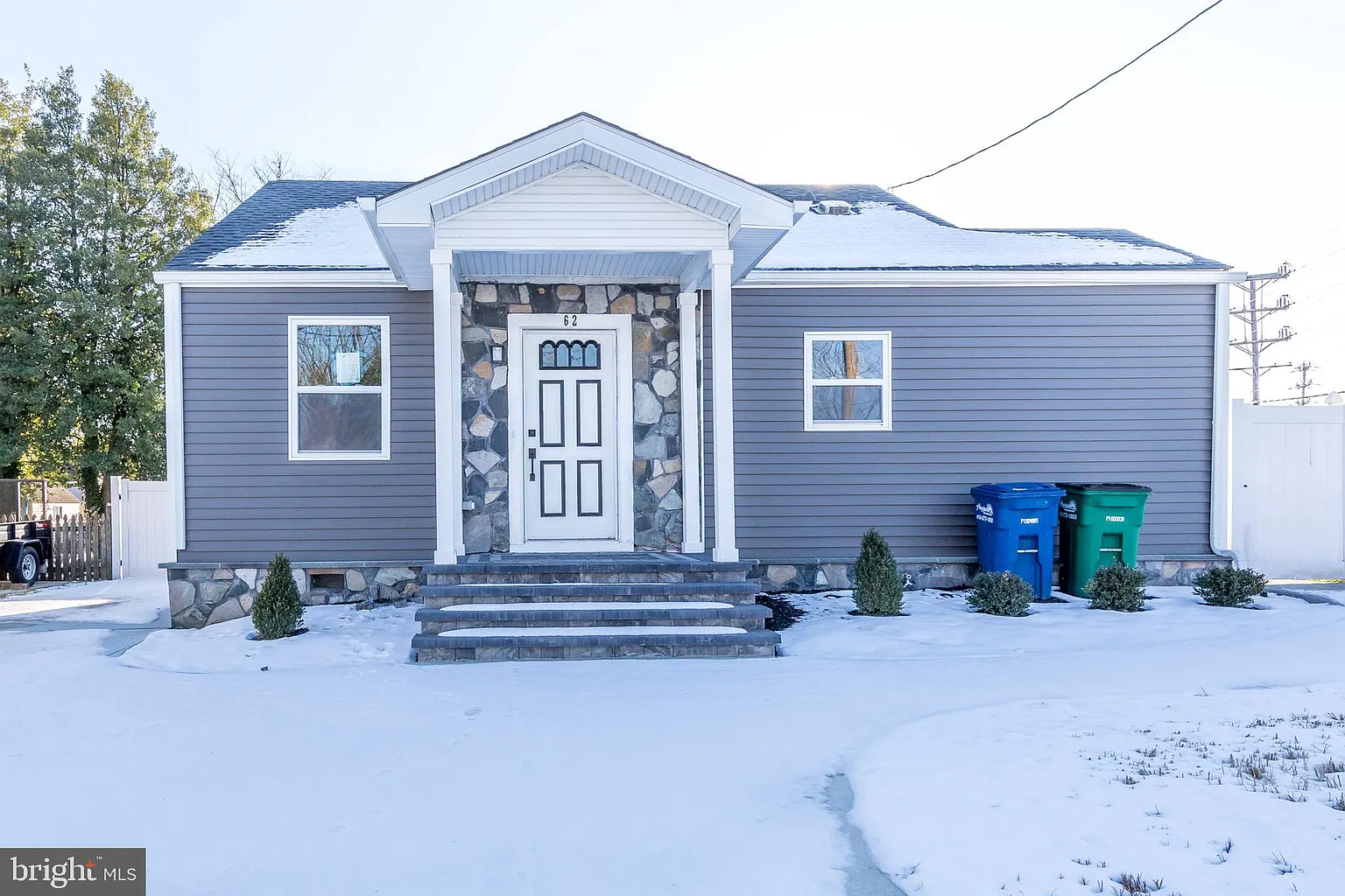 62 Green Ave photo 1