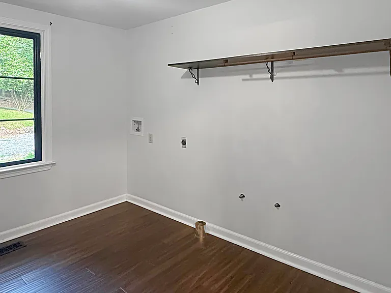 4315 Harold Whelchel Rd — Photo 10