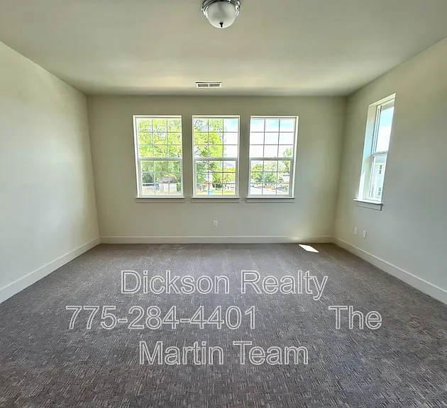 1365 Vine Gate Rd — Photo 9