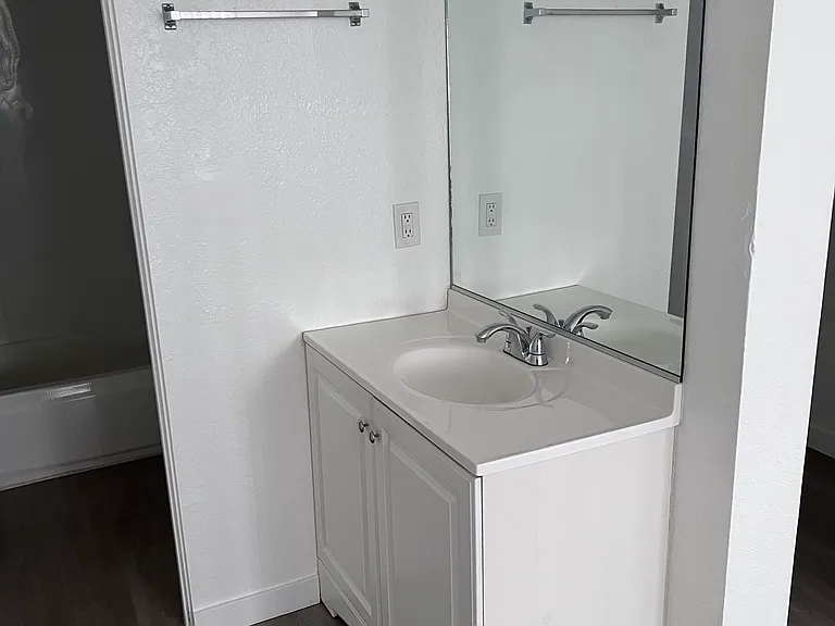 8770 Van Nuys Blvd #22 — Photo 6