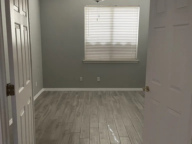 4288 E Walnut Rd — Photo 1
