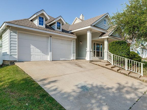 2nd image of 1504 Oakcrest Dr