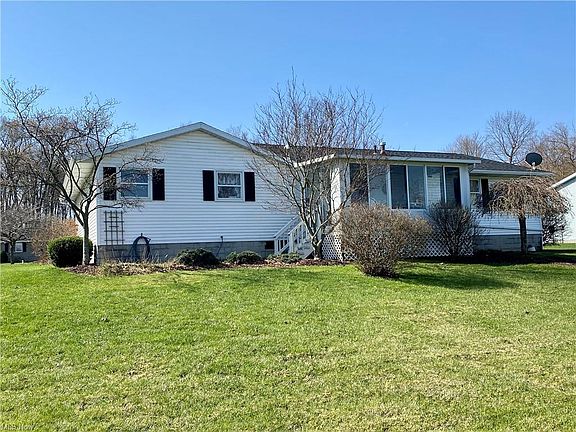 4th image of 1142 Fox Run Dr