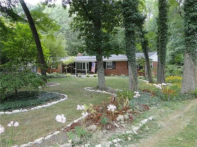 9230 Nora Ln photo 1