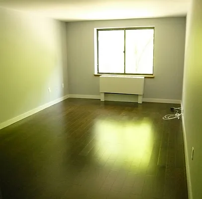 Rented by Regatta NY Realty | media 3