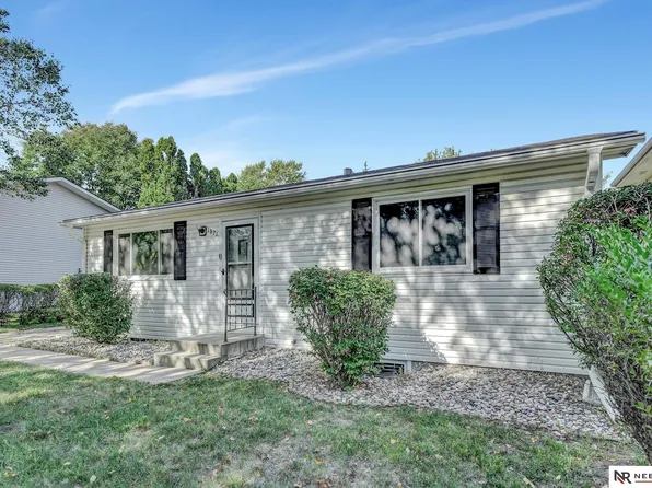 1821 SW 21st St, Lincoln, NE 68522