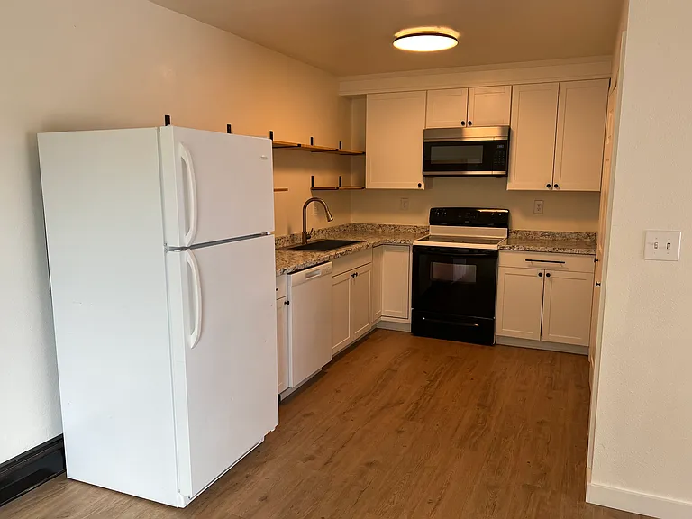 301 S 15th Ave #2 — Photo 10
