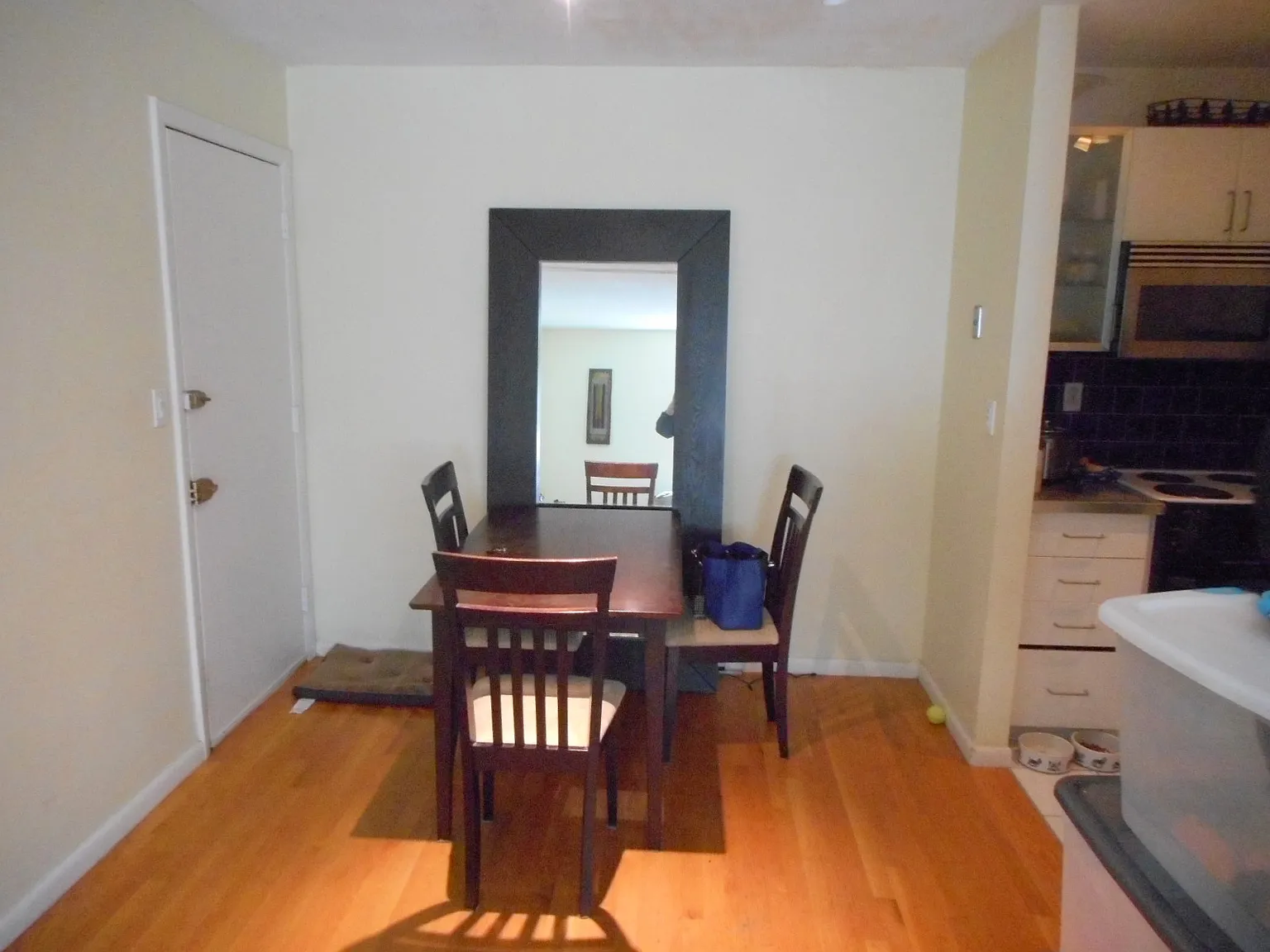 2 bed, 700 sqft, $2,800 — Photo 4