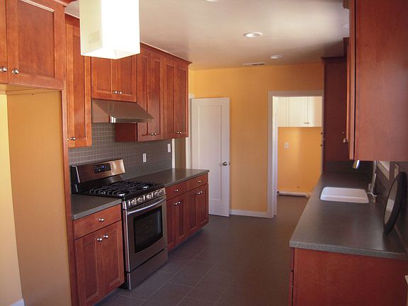 3rd image of 2427 Coniston Pl