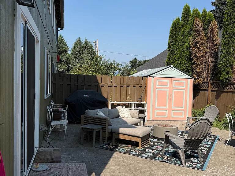 Private backyard patio